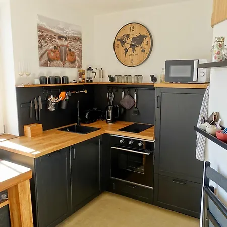 Appartement And Visit - Family-friendly & Stylish