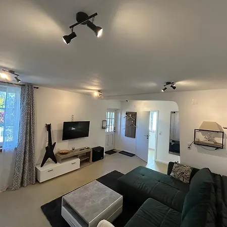 And Visit - Family-friendly & Stylish Appartement Graz