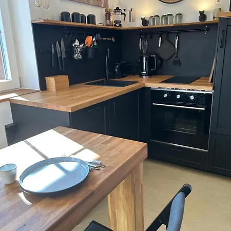 Appartement And Visit - Family-friendly & Stylish